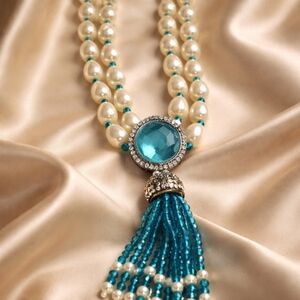 Elegant Pearl and Turquoise Necklace